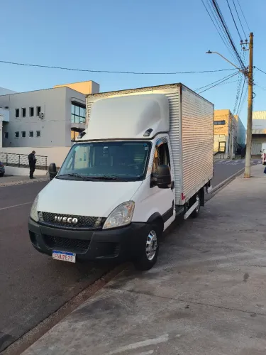 Iveco Daily Chassi 35s14 3.0 16V Diesel Mec. (e5) 2017