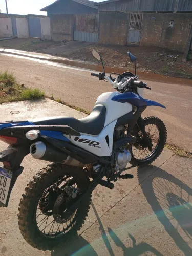 Bros 160