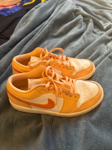 Air Jordan 1 Low "Sunset Haze"