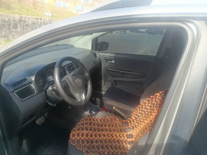 Volkswagen Crossfox 1.6 MI Total Flex 8V 5P 2013