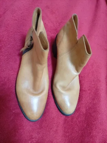 Bota de couro