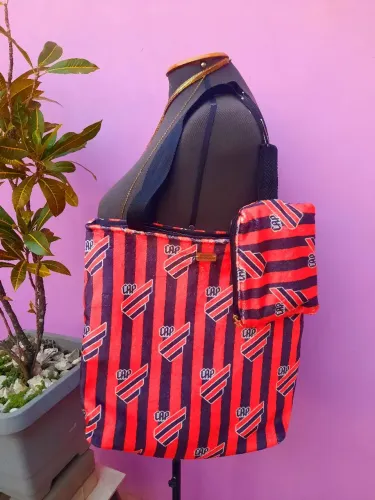 Kit de Ecobag Peluciada e carteira / Athletico Paranaense
