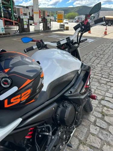 Oportunidade Xj6 2015