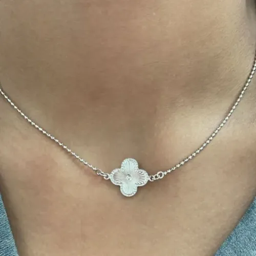 CHOKER DE BOLINHAS FLOWER RESPLANDESCENTE G