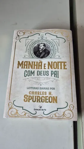 Livro Manhã e Noite com Deus Pai