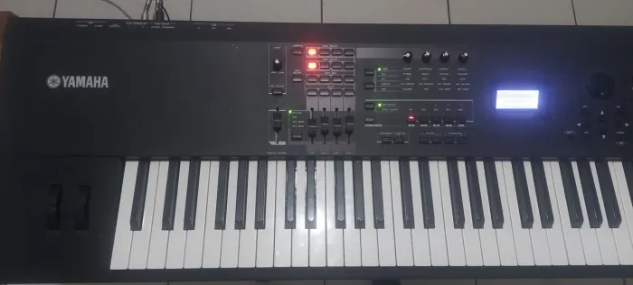 Yamaha S90xs
