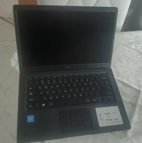 Notebook Ultra Intel Pentium Tela 14 Hd 4gb Ram 120gb Ssd (Usado)