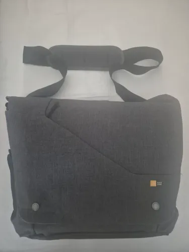 Bolsa Transversal Case Logic Cinza (Para Câmera DSLR, Tablet ou Ultrabook 13")