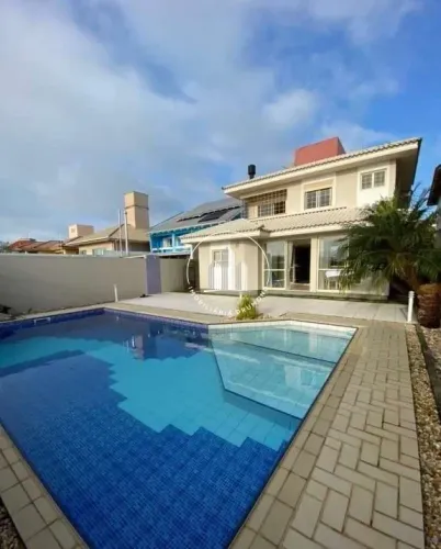 Casa 5 Quartos 313m² com Piscina - Coqueiros
