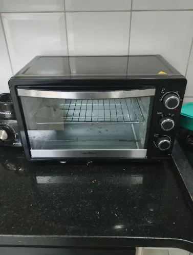 Forno elétrico Britânia 36l 127V bem conservado