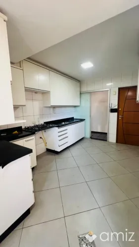 Apartamento com 4 quartos , sendo uma suíte no Setor Central - Edifício Padre Anchieta