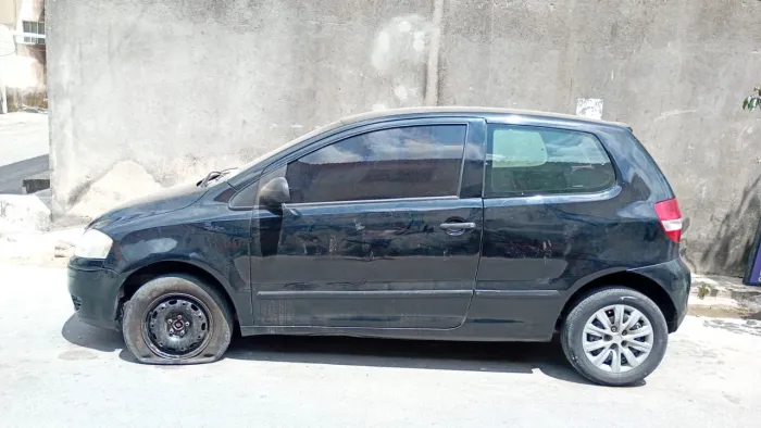 Volkswagen Fox City 1.0mi/ 1.0mi Total Flex 8V 3P 2006