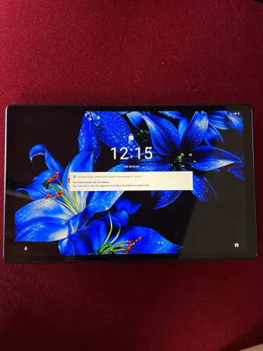 Tablet Lenovo semi novo