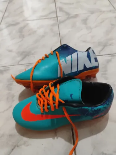 Chuteira Nike Mercurial Infantil Tam 33 Campo (Original)