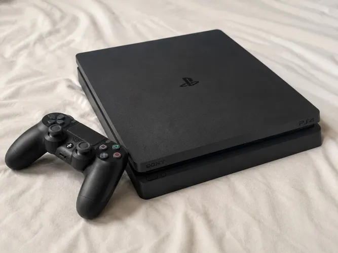 Ps4 slim
