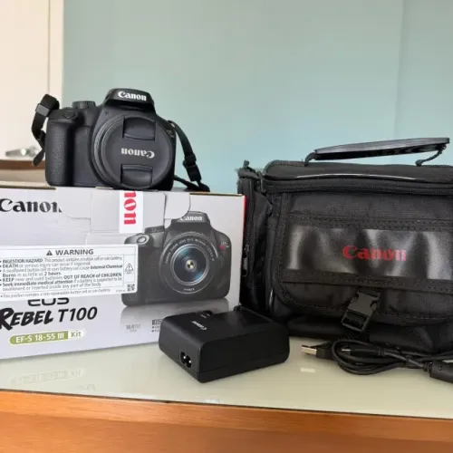 Câmera Canon T100 Seminova (Pouquíssimo Uso)