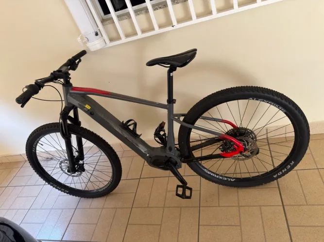 Bicicleta Elétrica Oggi Big Wheel 8.3 Aro 29 ? Apenas 823 km