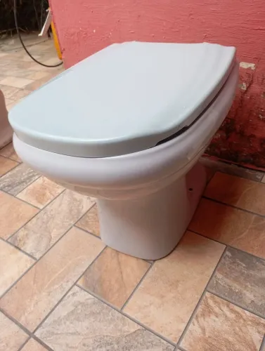 Vaso sanitário( válvula hidráulica, cinza claro)