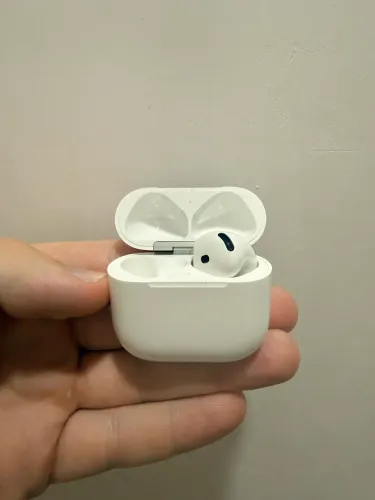 Airpods 4 (ANC) (Case e Lado Direito)
