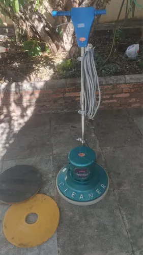 Enceradeira industrial cleaner plus tamanho 350