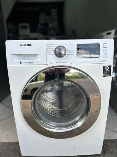 Lava e seca Samsung 10 KG WD10M