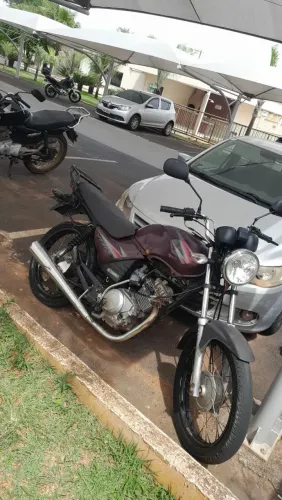 Vendo YBR125E só pra rodar 