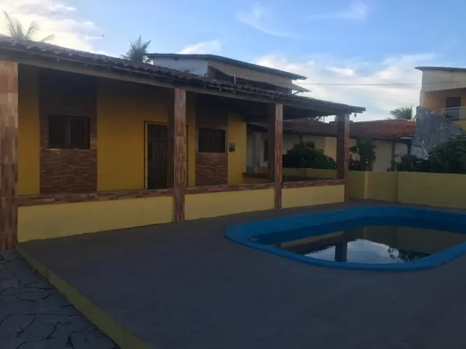 Casa para Venda em Lucena, Centro, 3 dormitórios, 1 suíte, 3 banheiros, 5 vagas