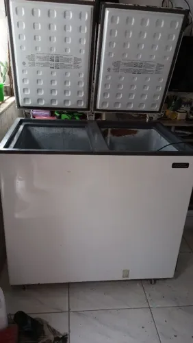 FREEZER ESMALTEC 2 PORTAS.