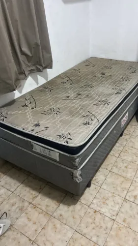 Cama de solteiro 