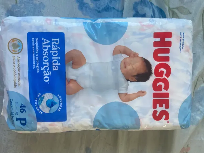 01 pacote c/ 46 fraldas tam. P - Huggies rápida absorção (uma unidade saindo a R$0,65)