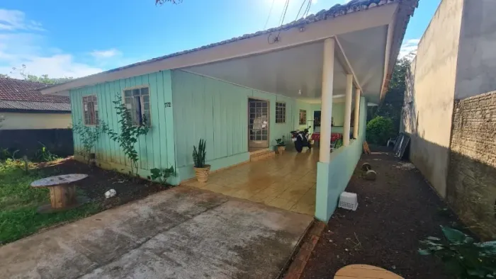 Casa/Terreno na Vila Industrial - Toledo - PR