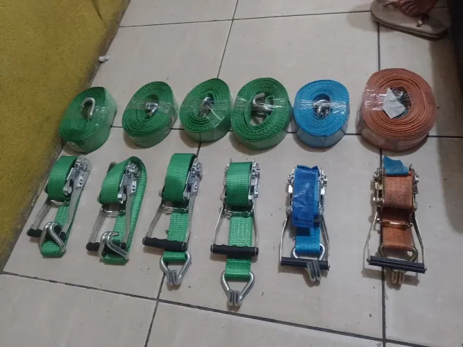 Vendo catracas usadas uma vez 