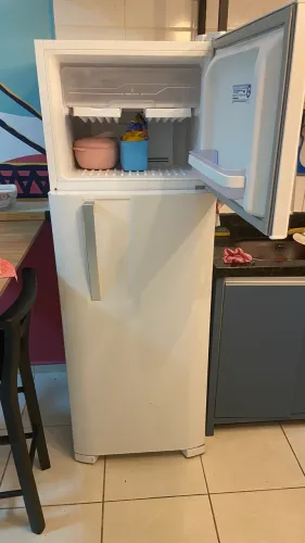 Geladeira Electrolux Barbada!