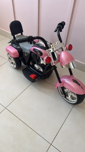 Moto elétrica infantil