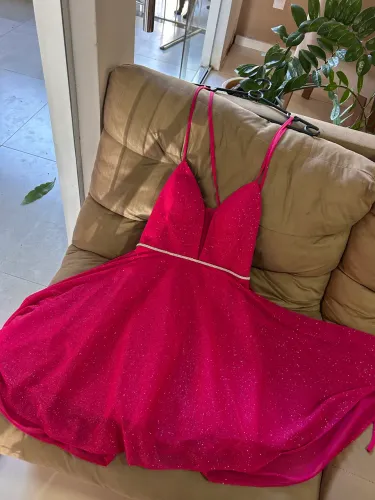 vestido de festa nunca usado