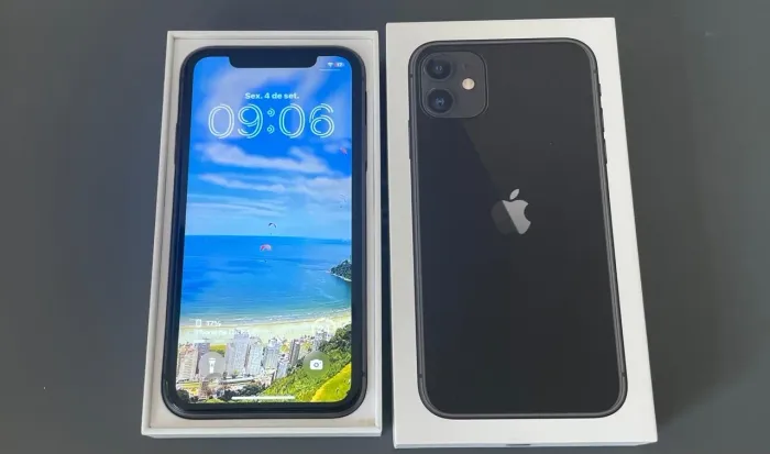 VENDO IPhone 11 com nota fiscal Ótimo estado 