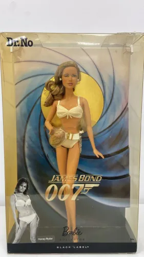 Barbie colecionável 007 dr no