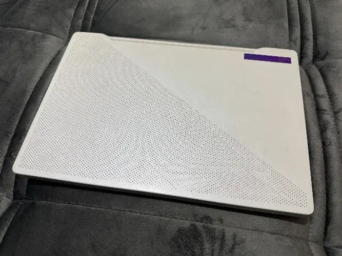 Zephyrus G14 (curto generalizado na placa)