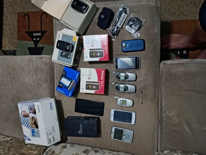 Oportunidade!! Kit de celulares usados!!!