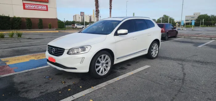 Volvo XC 60 T-5 Inscription 2.0 245 CV FWD 5P 2017