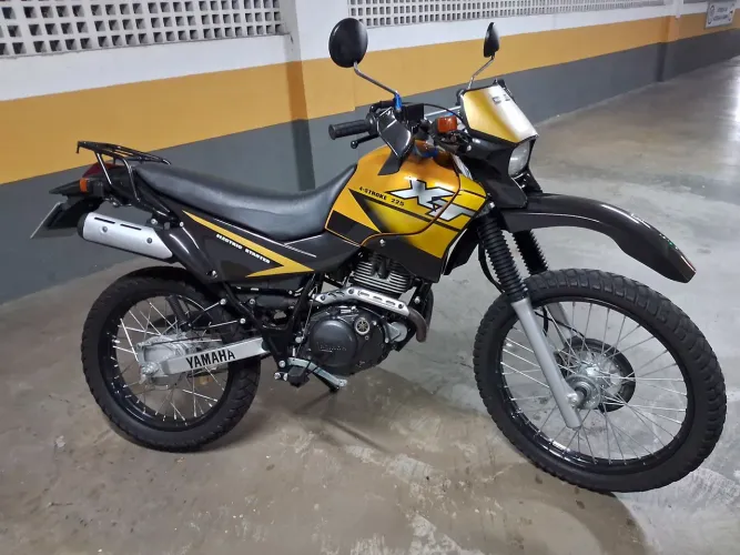 Vendo XT 225 2003 Raridade 