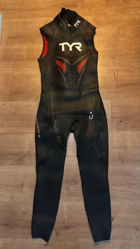 Roupa de Neoprene - TRY Cat 5 Hurricane - Tam. ML