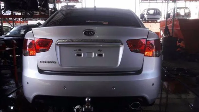 Peças usadas Kia Cerato 2011 2012 1.6 16v 126cv gasolina câmbio automático