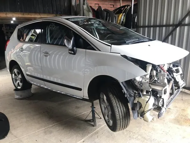 Peugeot 3008 2013 1.6 vendido em peças