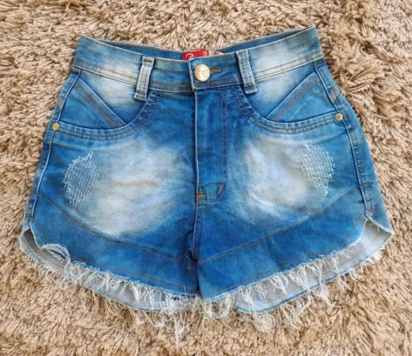 Short jeans