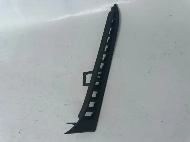 Aplique Lateral Esquerdo Grade Milha Bmw M3 2015 2016 2017 2018