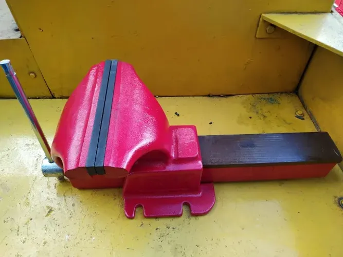 Morsa de bancada industrial n14