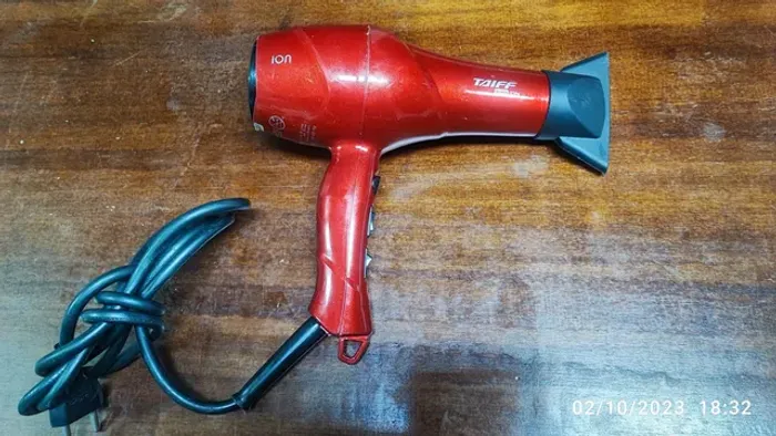 Secador Taiff red íon 127v