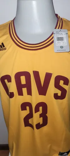 Camisa adidas original cleveland cavaliers lebron James M
