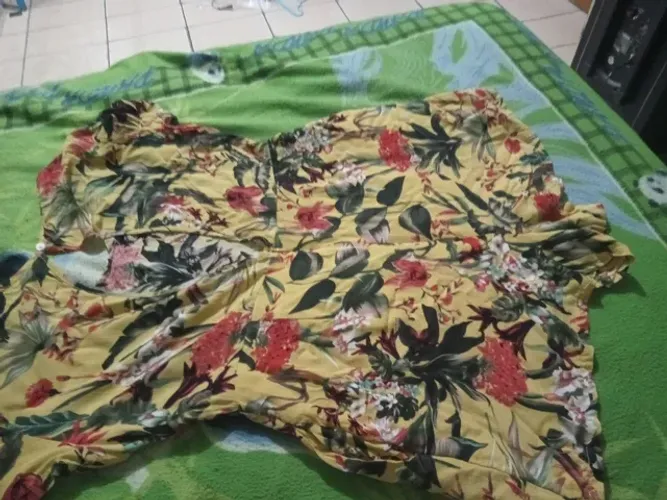 Vendo vendo macaquinha vestido usada pouco